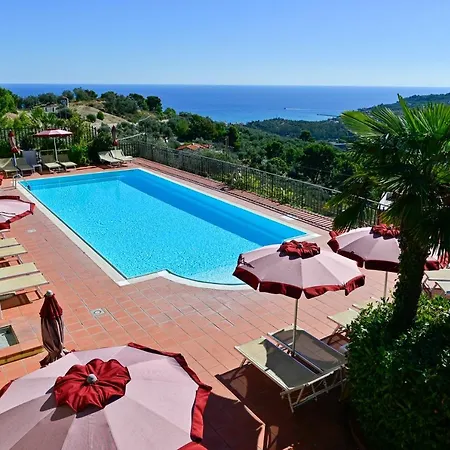 Liliana Hotel Diano Marina