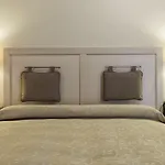 Liliana Hotel