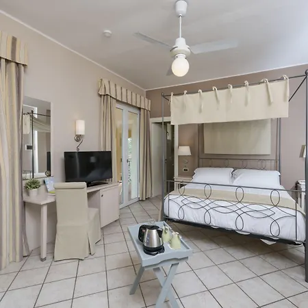 Liliana 3* Диано-Марина