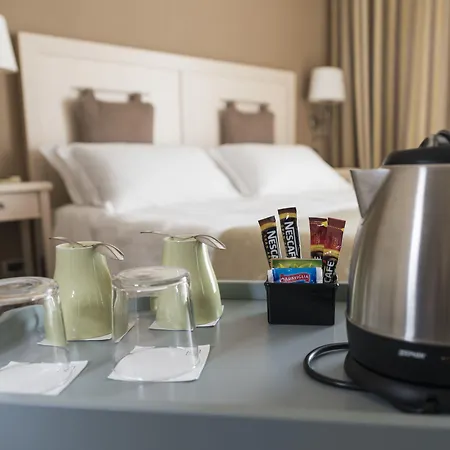 Liliana Отель Диано-Марина