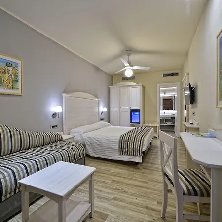 Отель Liliana Диано-Марина