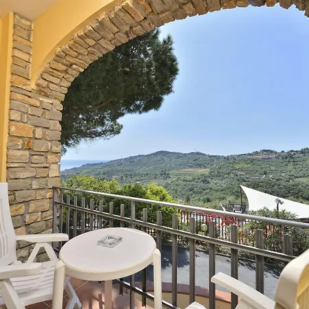 Liliana Отель 3*