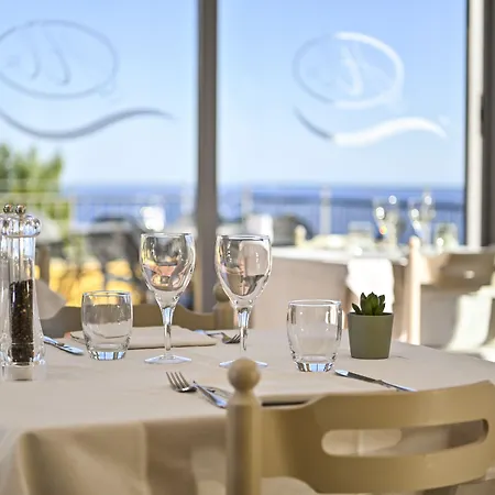 Liliana 3* Диано-Марина