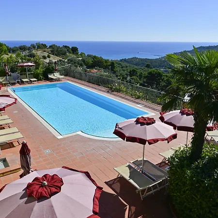 Отель Liliana Диано-Марина