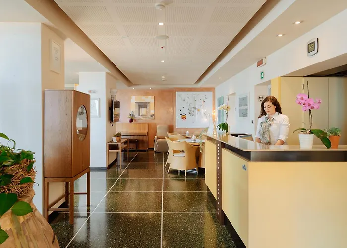 Liliana Hotel
